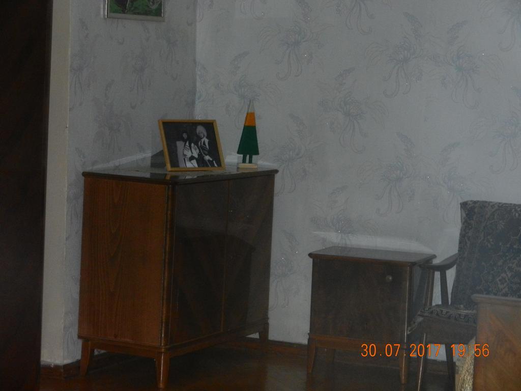 Marina Chartolani'S Guest House Mestia Bagian luar foto